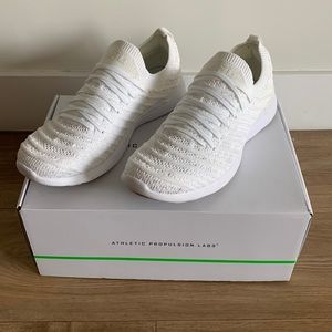 APL Women's TechLoom Wave